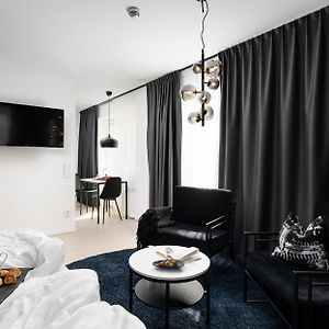 Sky Hotel City Apartments